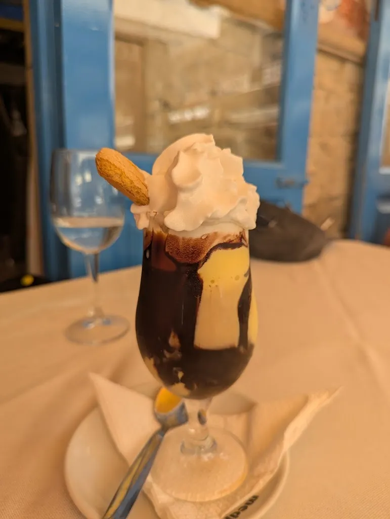 undecided93_Restaurante El romántico_Arona_review