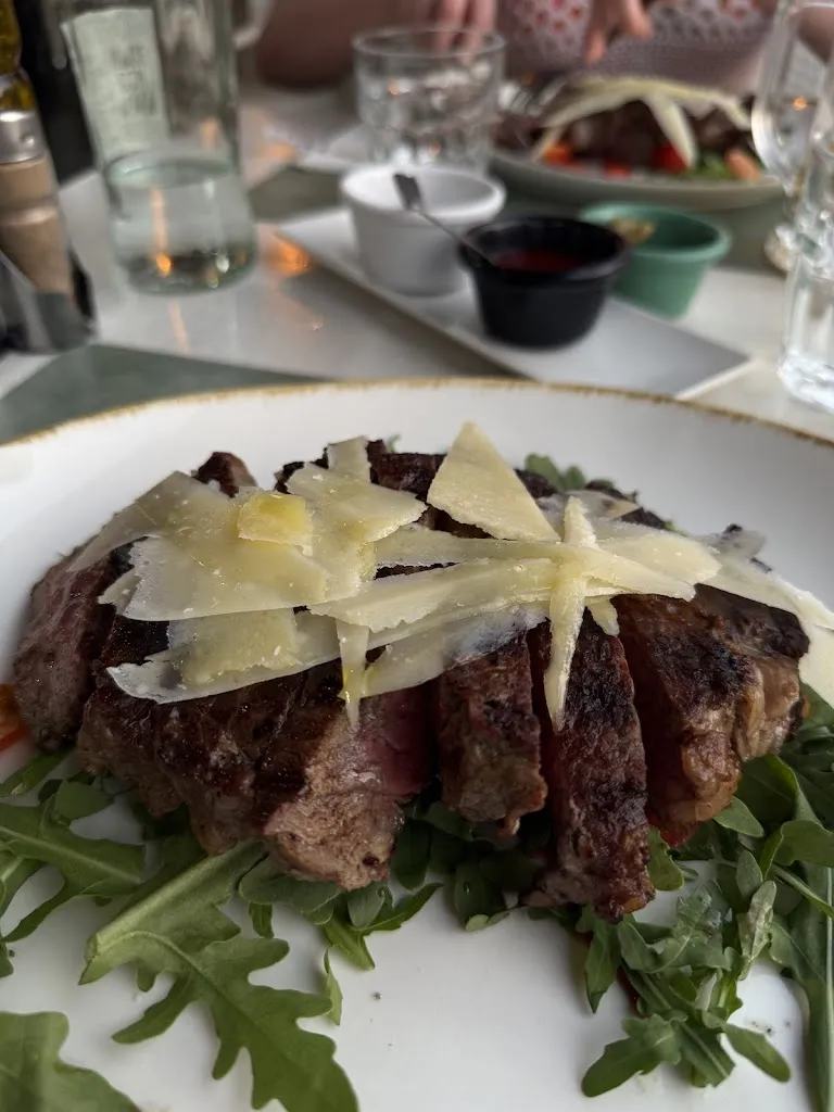 Sofiia Tananai_La Piazzetta Brasserie_Arona_review