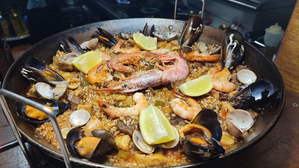 La Piazzetta Brasserie_Arona_slider_image_3