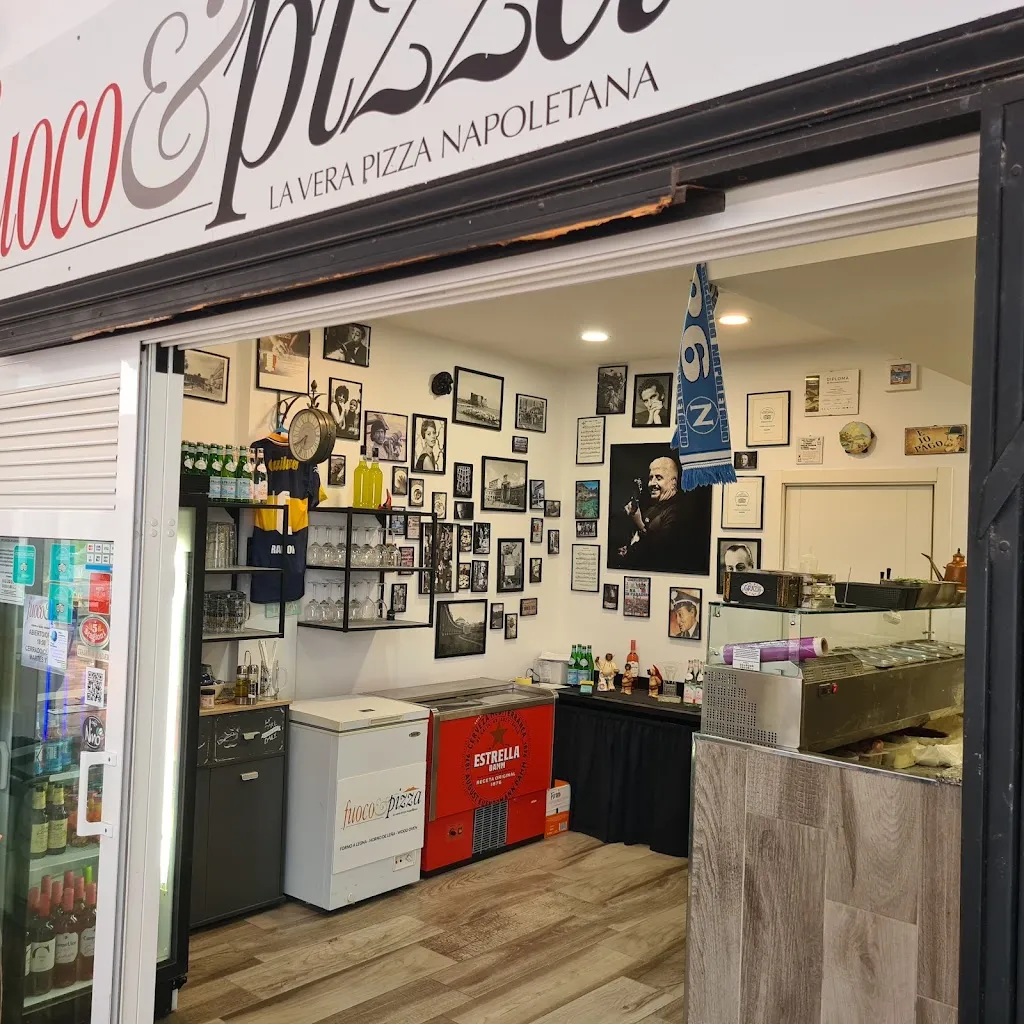 Pizzeria Fuoco&Pizza_Arona_slider_image_1