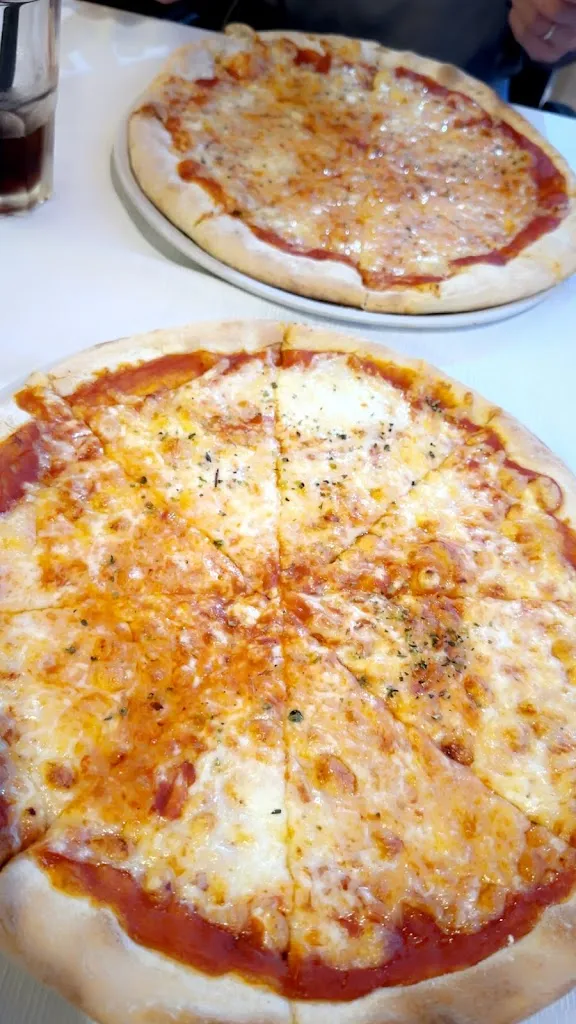 Emma Johnson_Restaurante La Margarita_Arona_review