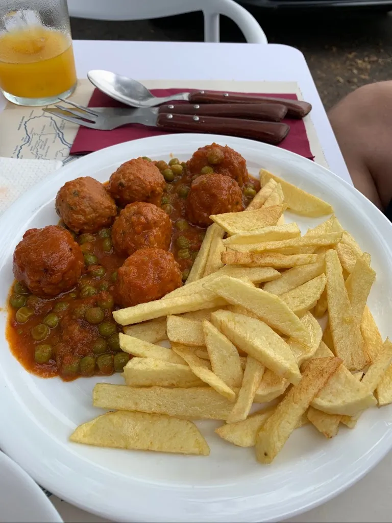 Atikita Atikita_Bar Gela_Arona_review