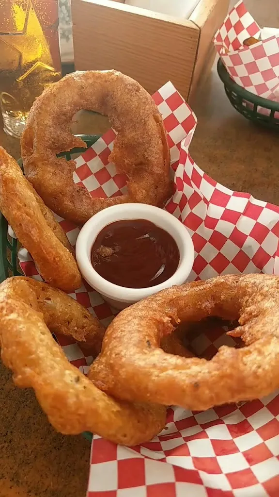 Lucky 7's Bar & Burger Joint._Arona_slider_image_2