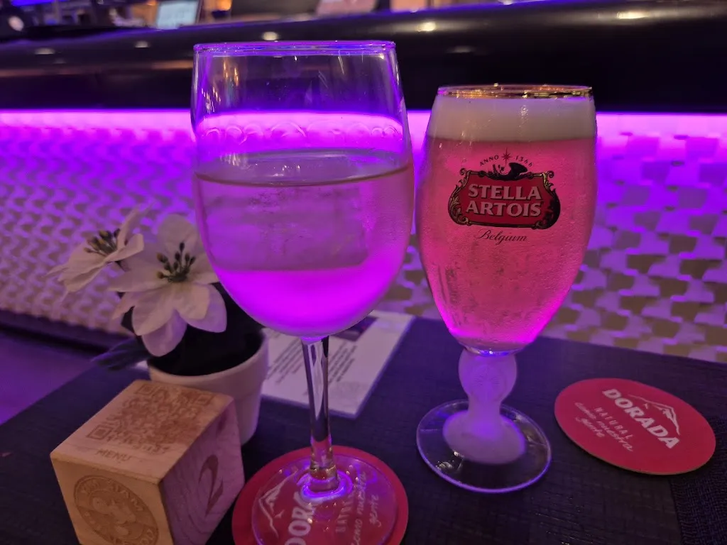 Lucy Harris_ThaiSong_Arona_review