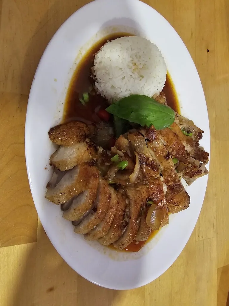 ThaiSong_Arona_slider_image_3