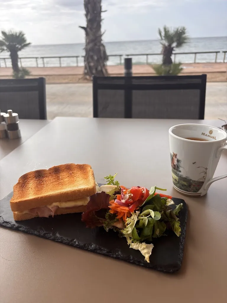 Zsuzsanna Fekete_Puur_Villajoyosa/Vila Joiosa la_review