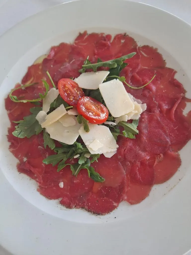 Gabriela Mirela Dragne_Mamma Rosa_Arona_review