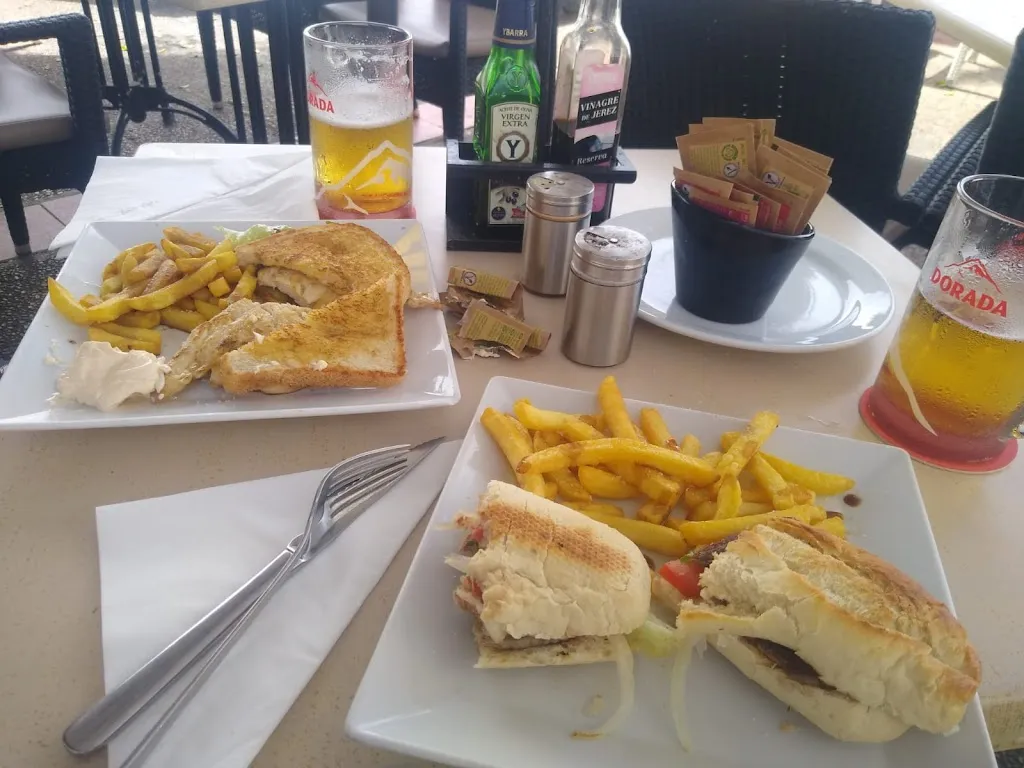 Caroline Williams_Restaurante Chuky's_Arona_review