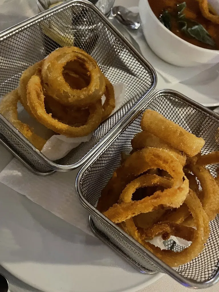 Caden Ellis_Prime Steak House_Arona_review