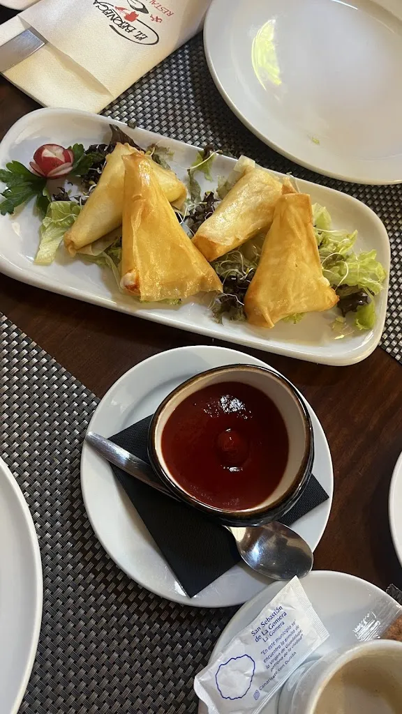 Isabela Trufanda_Restaurante El Bernegal_Garafía_review