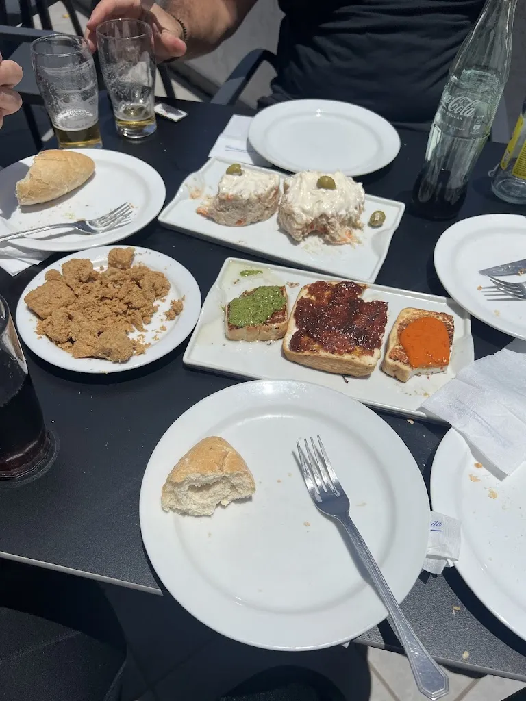 Maria Tasevski_Bar Restaurante Reyes_Garafía_review