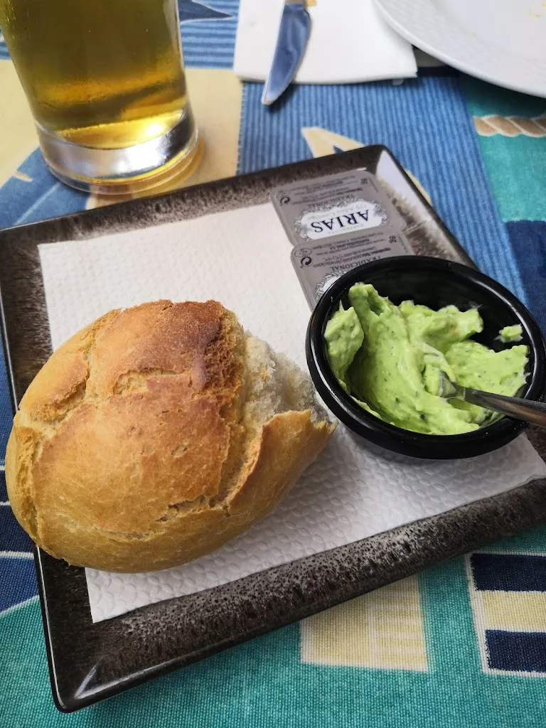 Iva *_El Rinconcito de Hilario_Granadilla de Abona_review