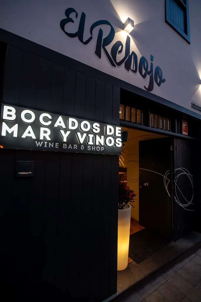 El Rebojo | Bocados de Mar y Vinos restaurant in Garachico