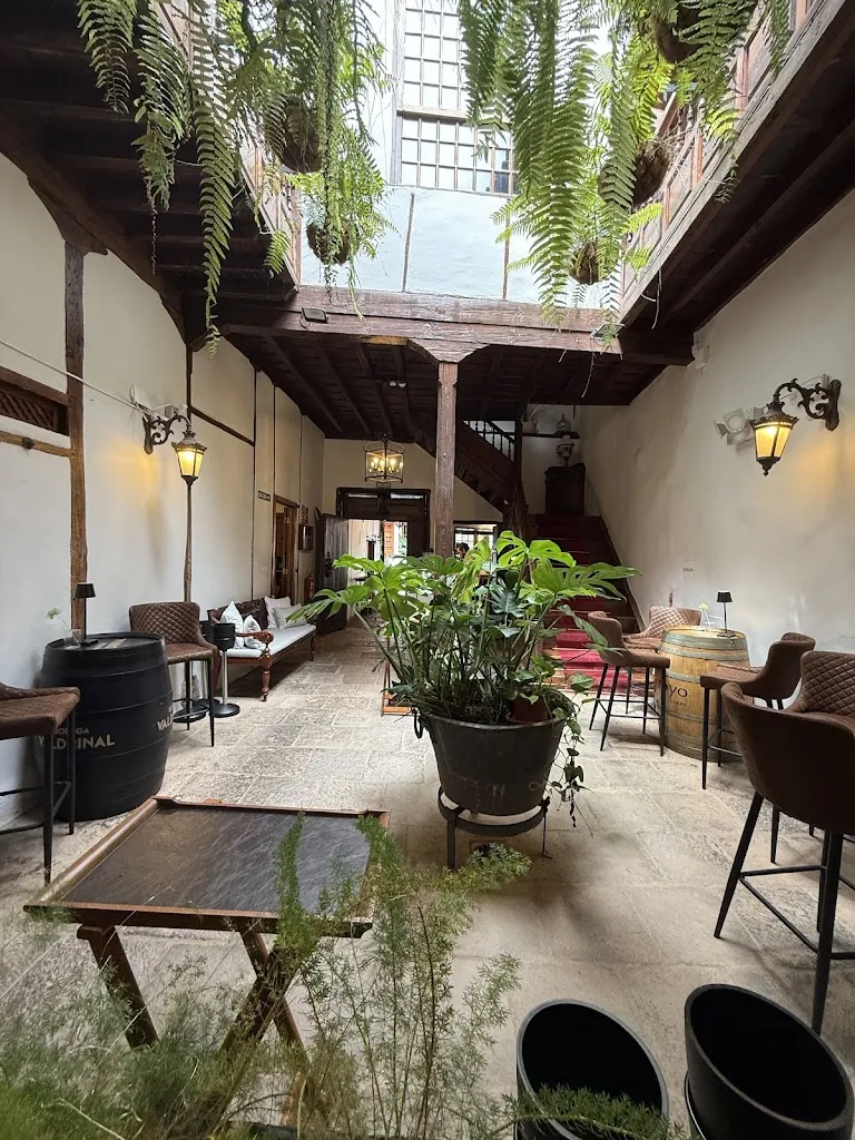 Tizon Restaurante Vinoteca_Garachico_slider_image_3