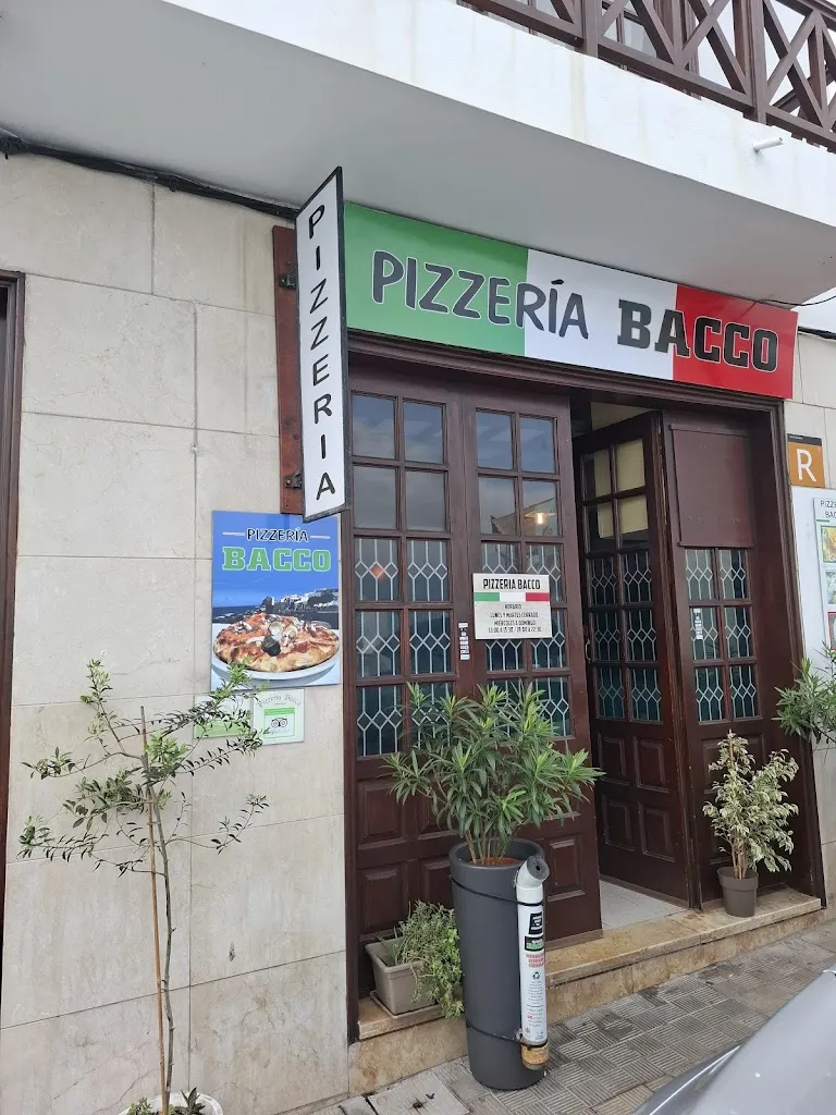 Pizzería Bacco_Garachico_slider_image_1