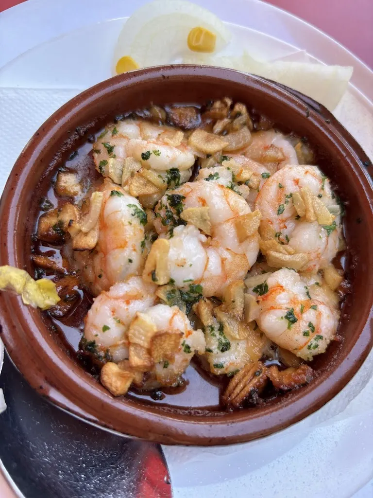 yuval v_Restaurante Avenida_Garachico_review