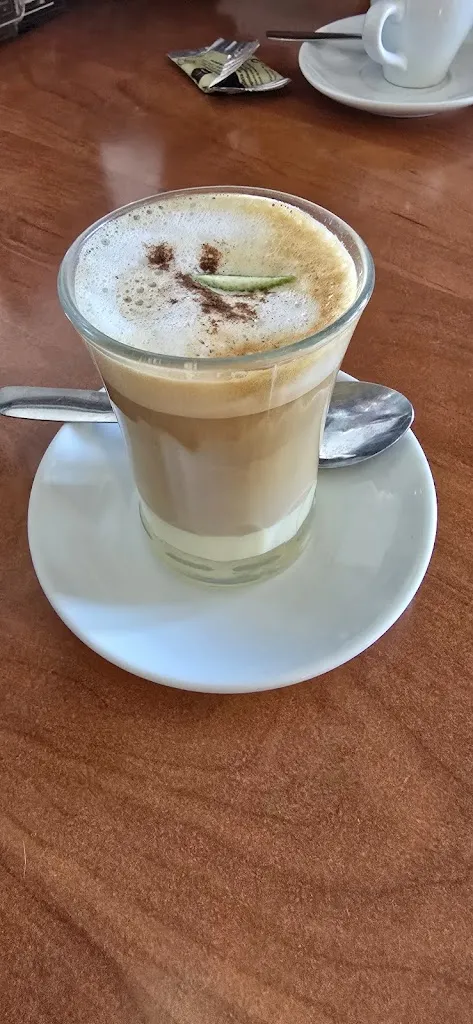 Viktoriia Kobenko_Restaurante Arepera El Roque_Garachico_review