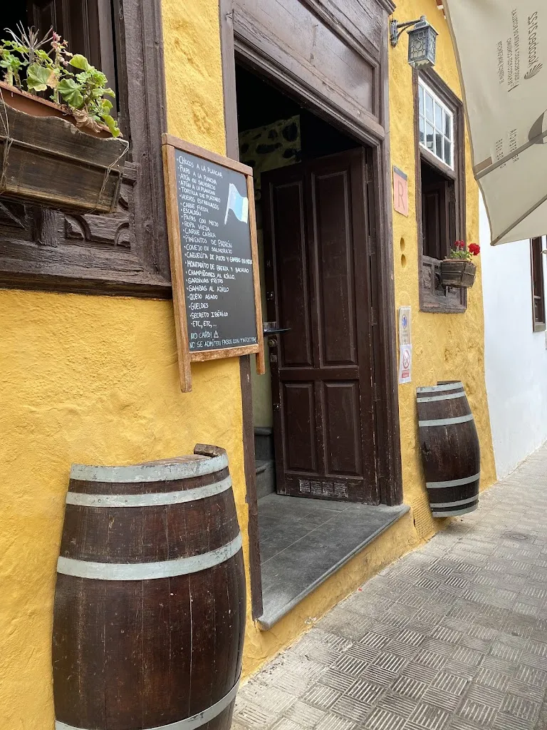 Tasca Restaurante Los Pinos_Garachico_slider_image_1