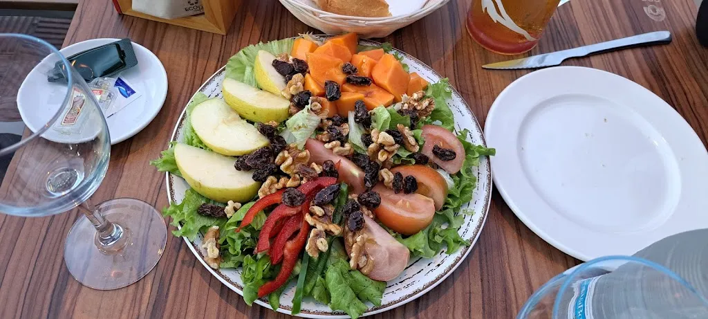 Costas Pom_Bar Restaurante Mi Causa_Hermigua_review