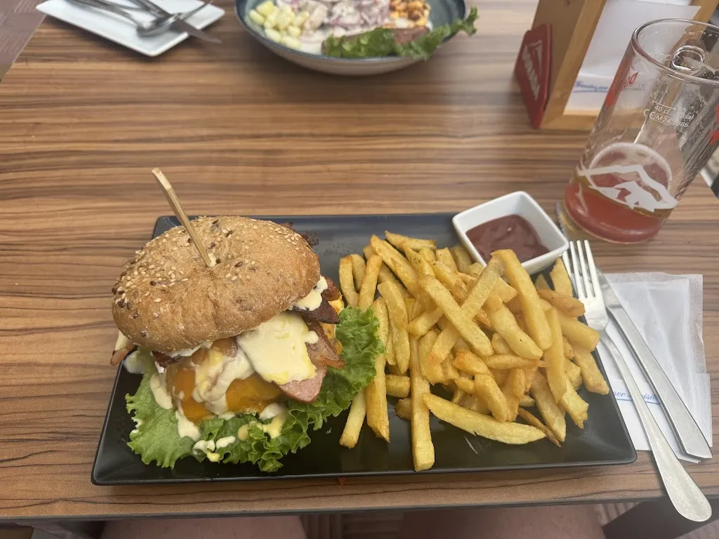 Bar Restaurante Mi Causa_Hermigua_slider_image_3