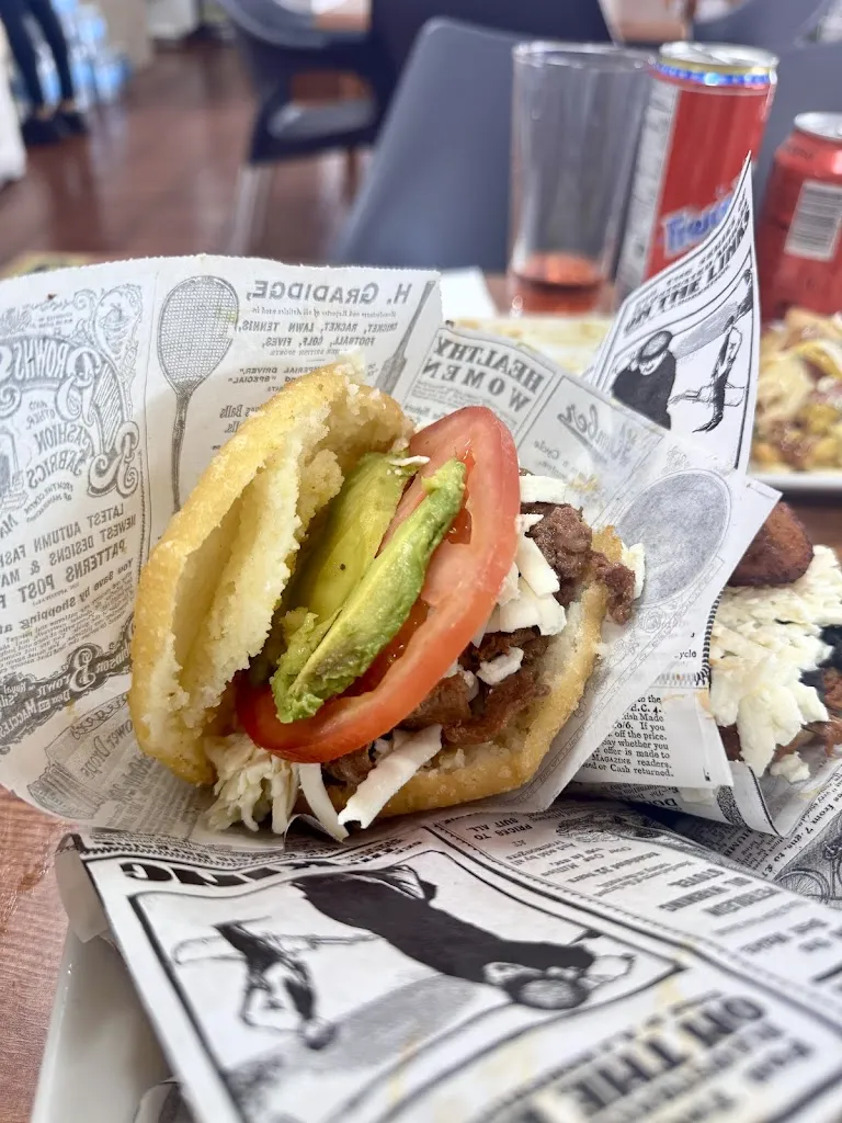 Arepera Sabor Urbano Guía de Isora_Guía de Isora_slider_image_3