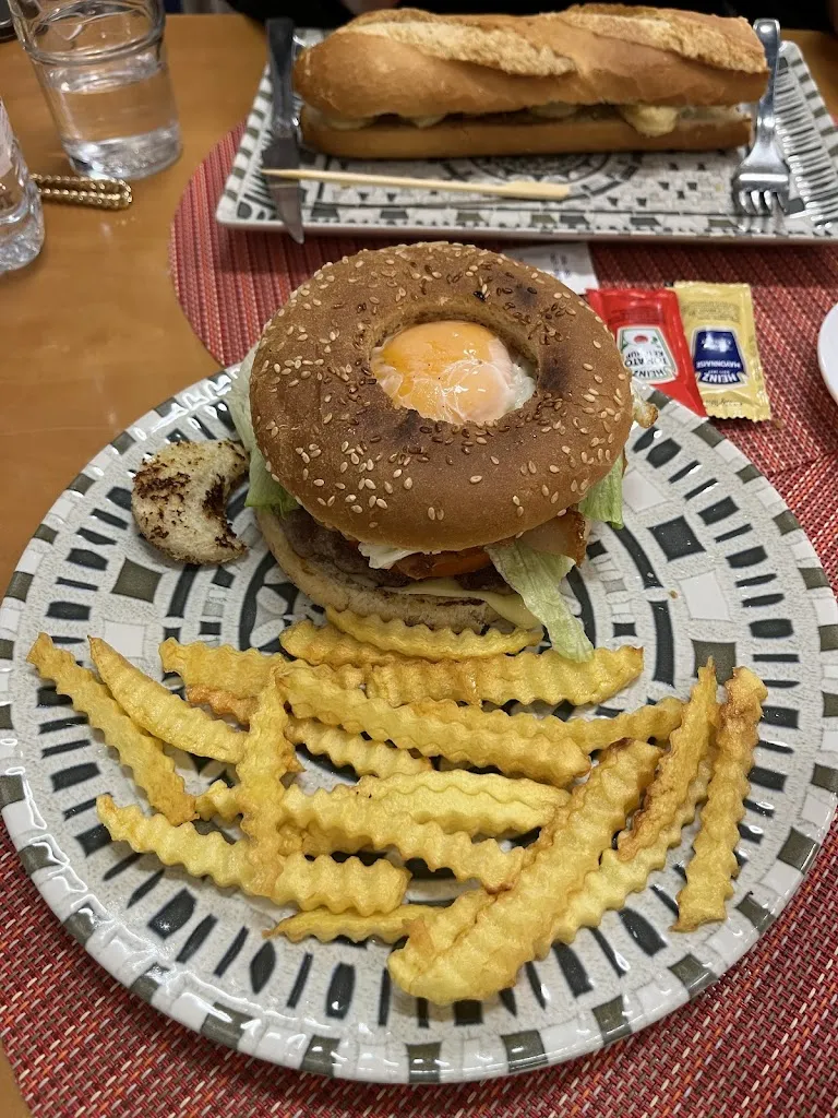 Krys Pe_Bar Complutapa_Villajoyosa/Vila Joiosa la_review