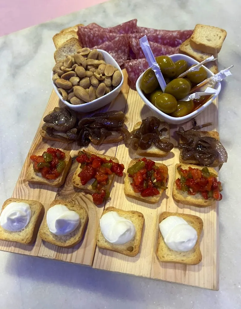 ITALIANO FOOD & DRINK_Icod de los Vinos_slider_image_2