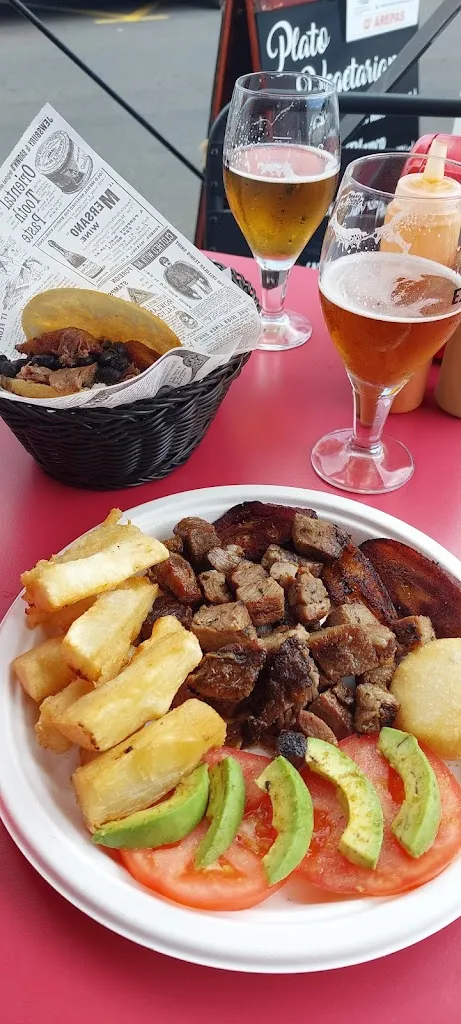 Andrea_Restaurante Q'Arepas_Icod de los Vinos_review