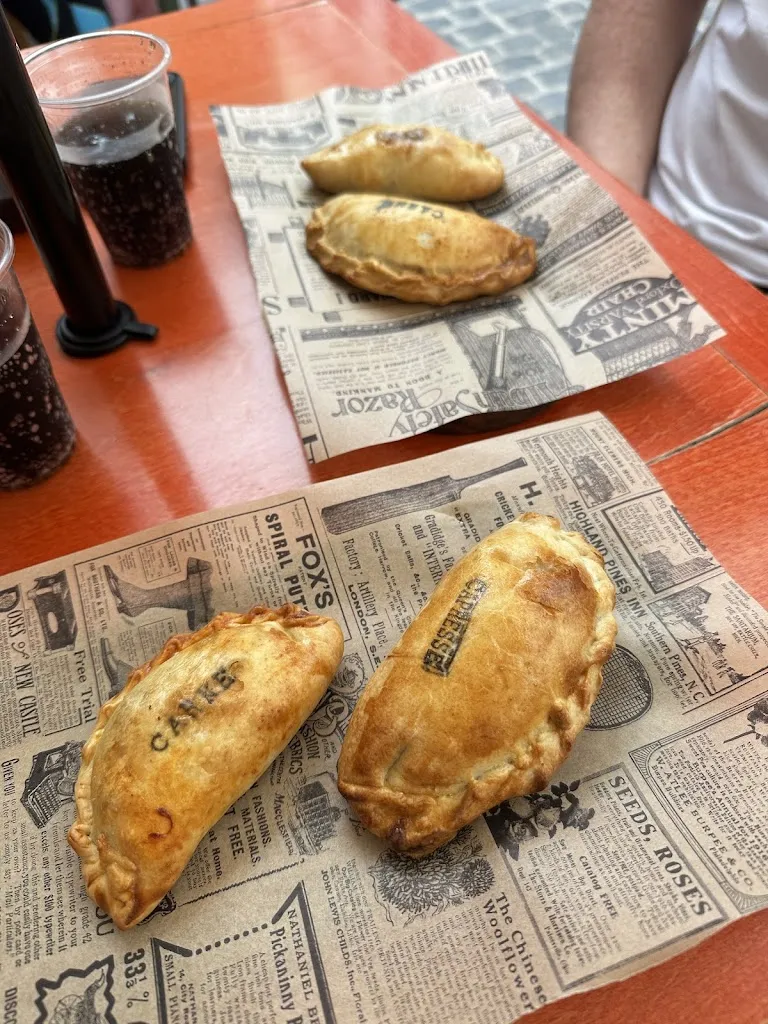 Justina Melenkevičiūtė_El Gaucho.Especialidad en empanadas Argentinas._Icod de los Vinos_review