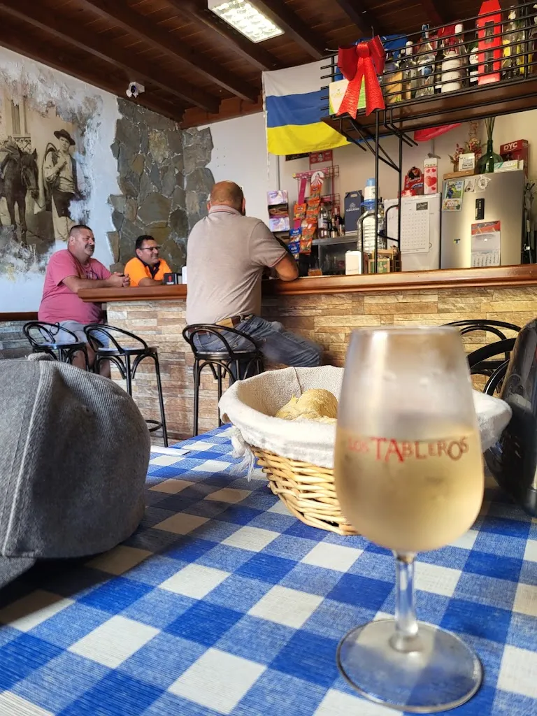 Razvan G Robu_Restaurante 