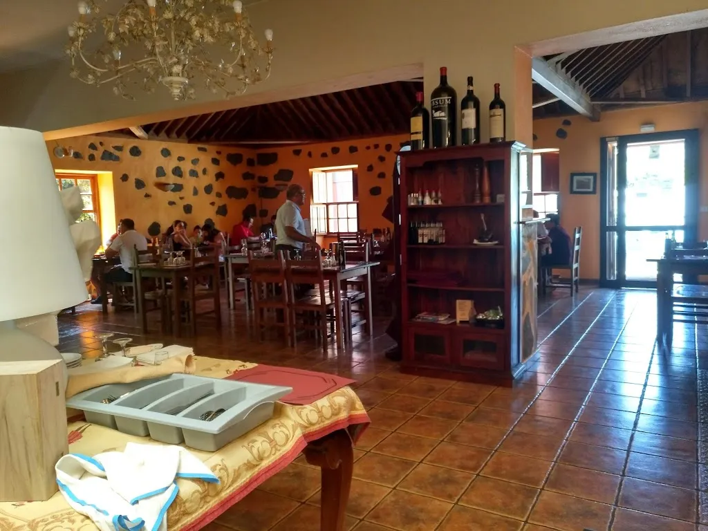 Restaurante Cantina Due Torri restaurant in Llanos de Aridane Los