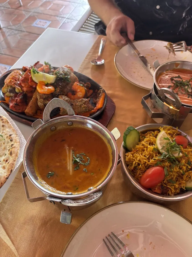 Cristina Ch_Delhi Darbar_Puerto de la Cruz_recensione