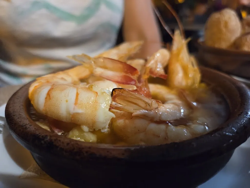 Andrei Lichiardopol_Tasca Victoria_Puerto de la Cruz_recensione