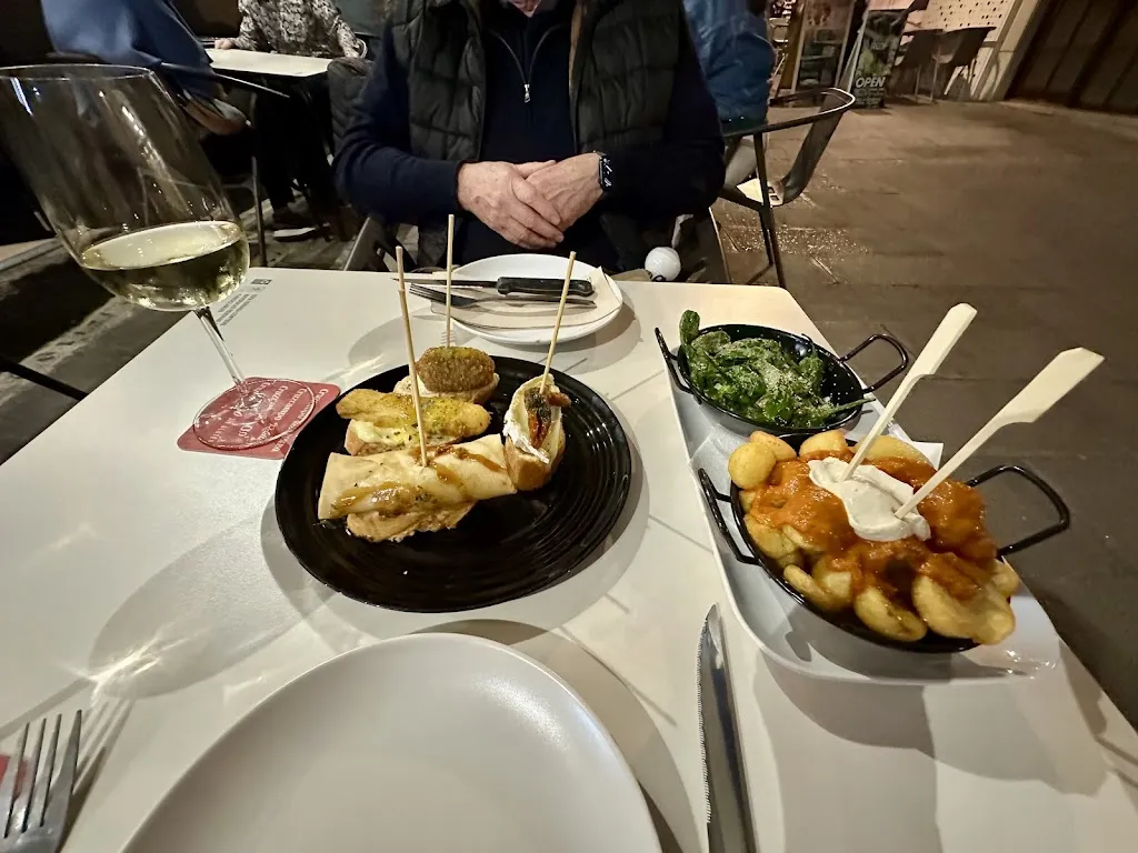 Janet Snell_OLEA PINTXOS BAR_Puerto de la Cruz_review