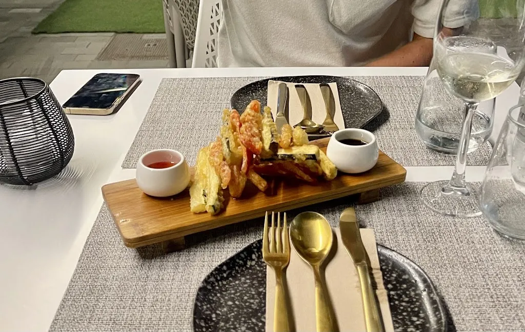 Russ Jones_KOMBU Asian Fusion Food_Puerto de la Cruz_review