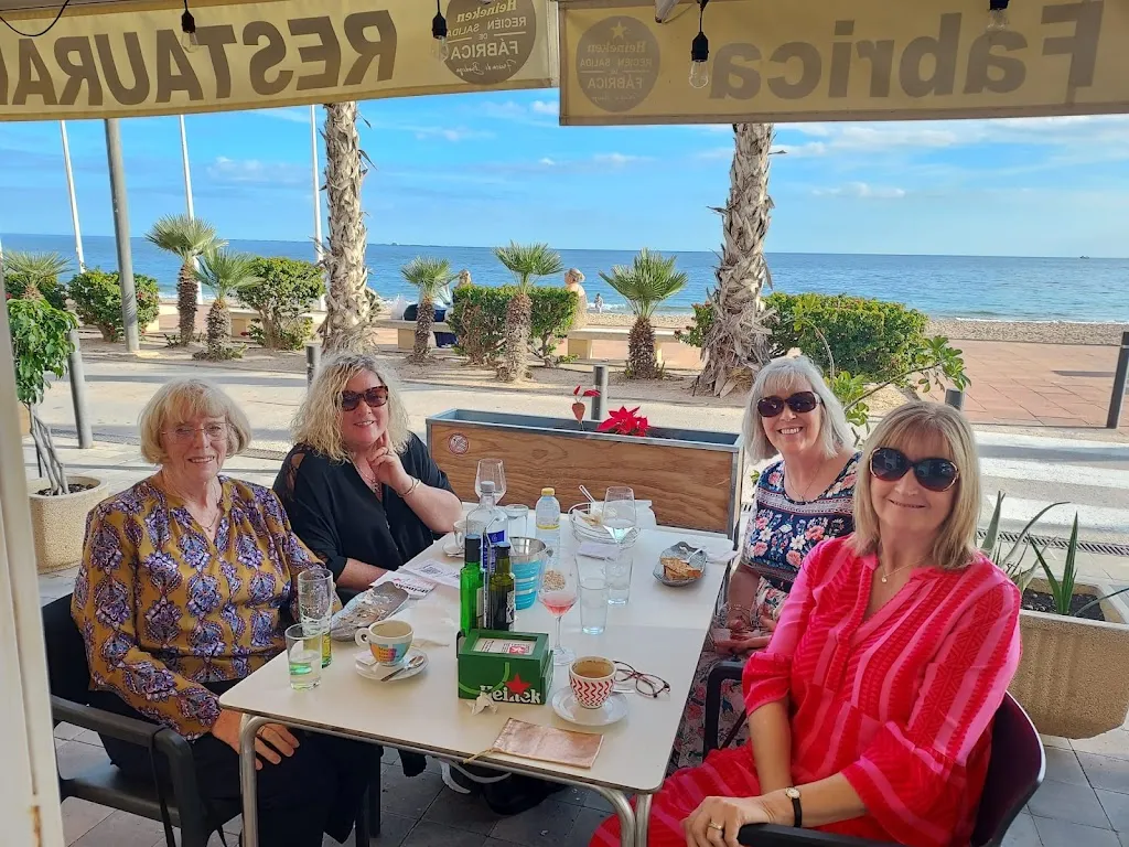 Sharon Dickinson_Lescenari Tavern Restaurant_Villajoyosa/Vila Joiosa la_recensione