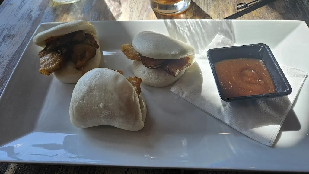 James Casey_Leroy's Southern Kitchen & Bar_Puntagorda_review