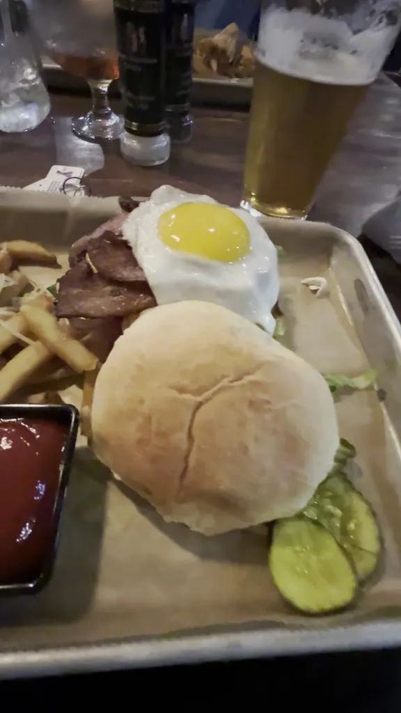 Leroy's Southern Kitchen & Bar_Puntagorda_slider_image_2