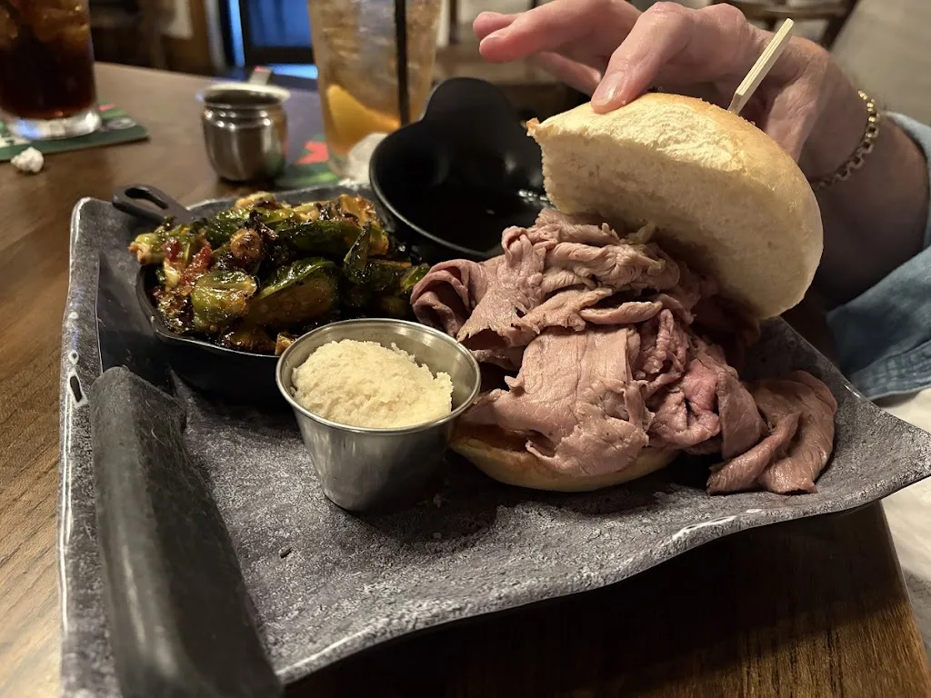 Heino Puidak_Tamiami Tavern_Puntagorda_Bewertung