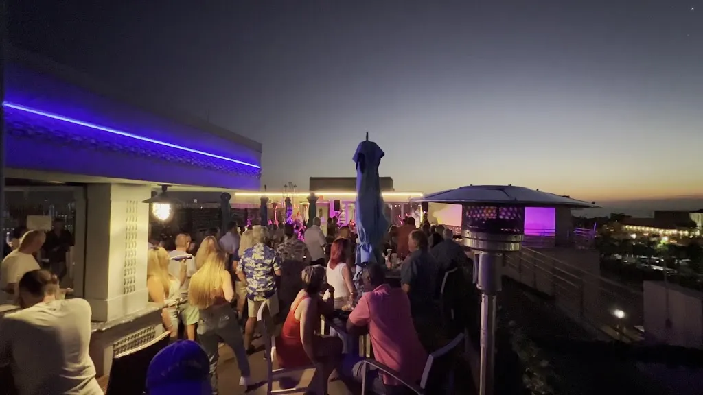 Perch 360 Rooftop Restaurant & Bar_Puntagorda_slider_image_2