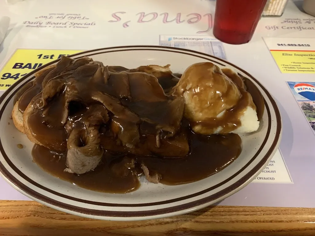 Tara Lena_Elena's Restaurant_Puntagorda_review