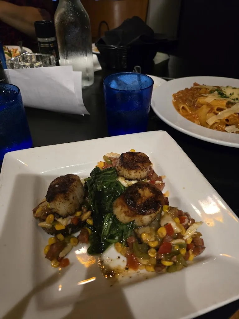 tara vale_River City Grill_Puntagorda_review