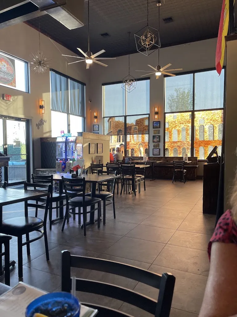 Downtown Gatorz Bar And Grill_Puntagorda_slider_image_3