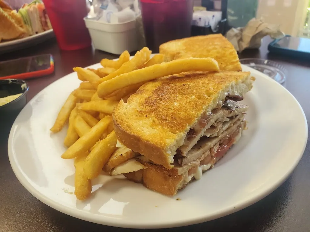 Family Grill_Puntagorda_slider_image_2