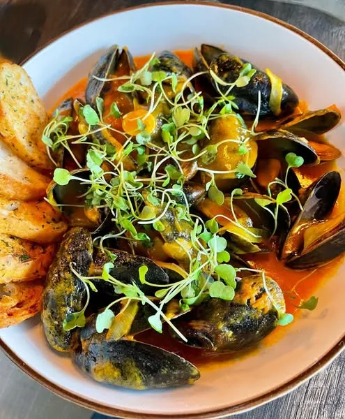 The Salty Tarpon_Puntagorda_slider_image_2