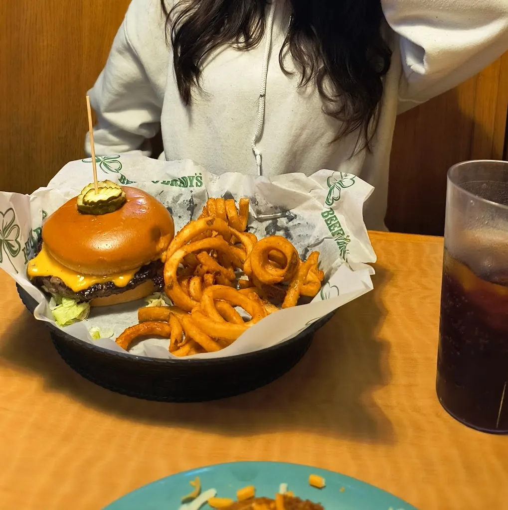 Jenny_Beef 'O' Brady's_Puntagorda_review