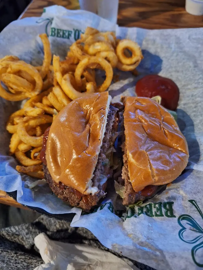 Beef 'O' Brady's_Puntagorda_slider_image_3