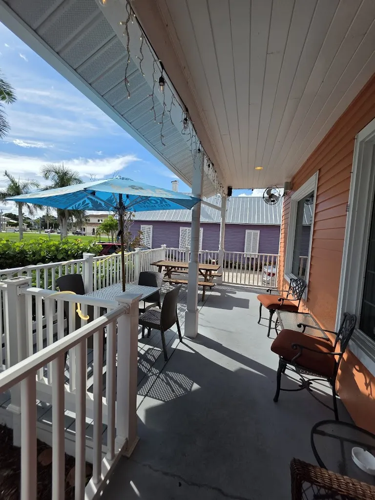 Unwined Punta Gorda_Puntagorda_slider_image_3