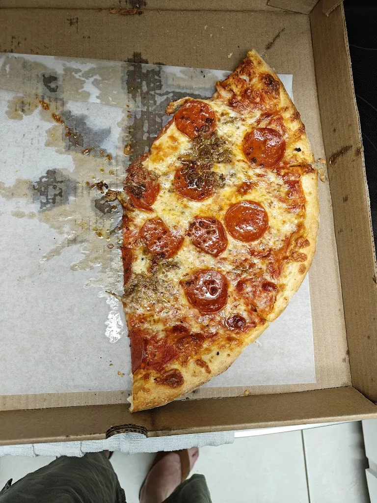 Christopher Cocola_Monty's Restaurant & Pizzeria_Puntagorda_recensione