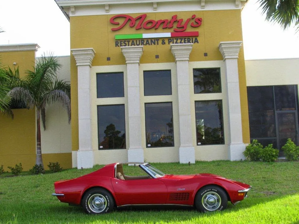 Monty's Restaurant & Pizzeria restaurant in Puntagorda